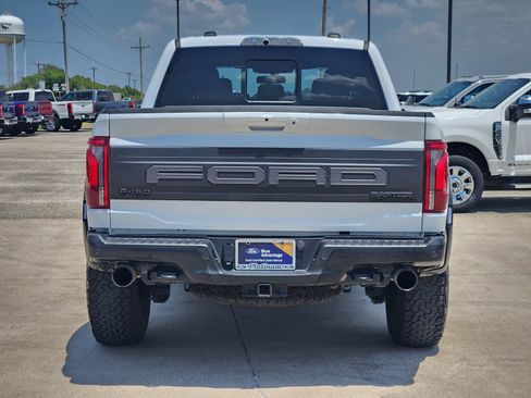 Used 2025 Ford F150 Raptor AWD/4WD image 8