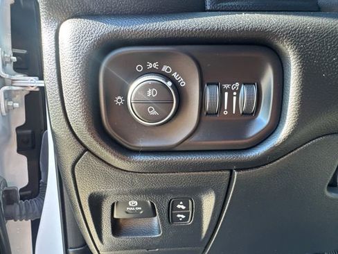 Used 2023 RAM 1500 Laramie image 29