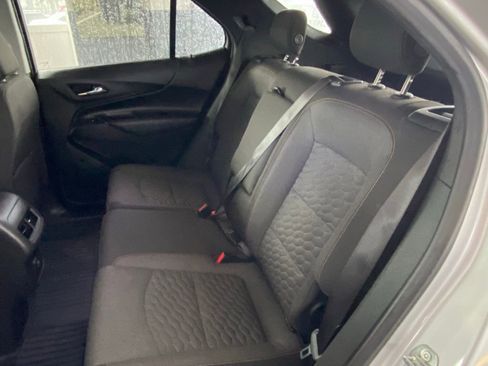 Used 2020 Chevrolet Equinox LT AWD/4WD image 25