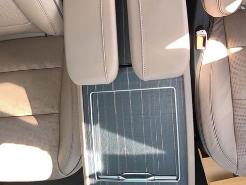 New 2025 Lincoln Navigator L Black Label image 28