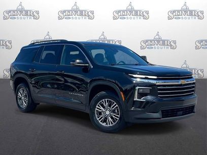 Used 2026 Chevrolet Traverse LT