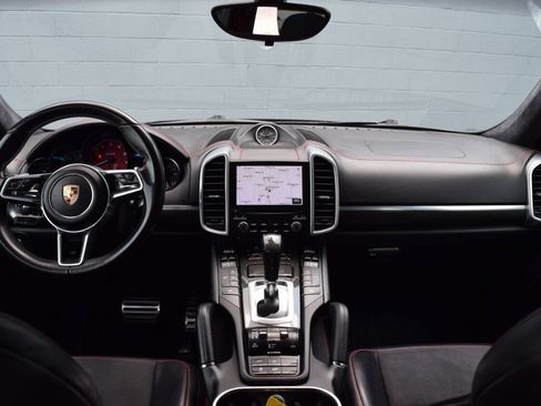 Used 2017 Porsche Cayenne GTS AWD/4WD image 24