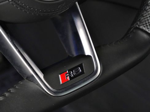 Used 2022 Audi R8 V10 RWD image 25