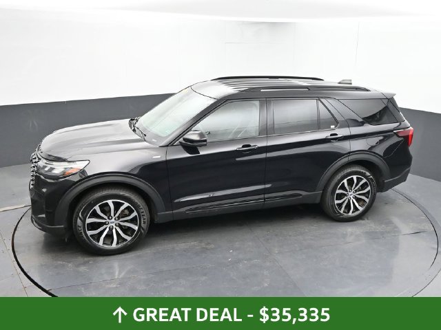 Used 2025 Ford Explorer ST-Line AWD/4WD image 44