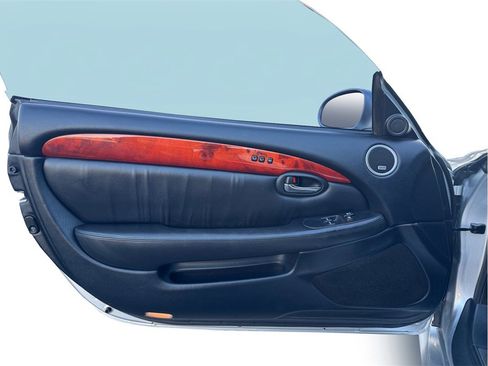 Used 2007 Lexus SC 430 Convertible image 16