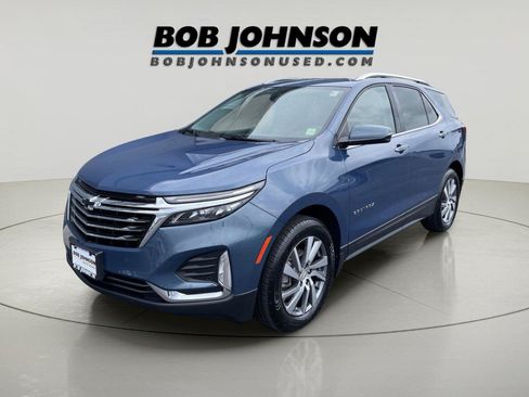 Used 2024 Chevrolet Equinox Premier w/ LPO, Floor Liner Package AWD/4WD image 3