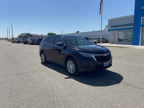 Used 2023 Chevrolet Equinox LS w/ LS Convenience Package AWD/4WD image 8