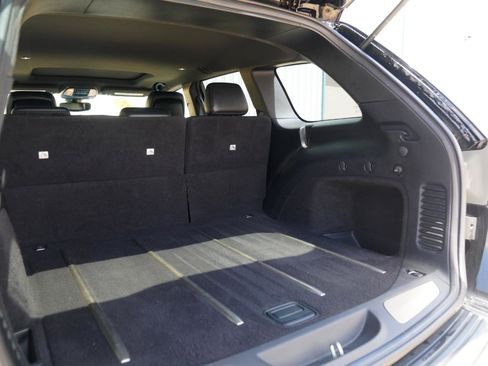 Used 2017 Jeep Grand Cherokee Limited AWD/4WD image 22