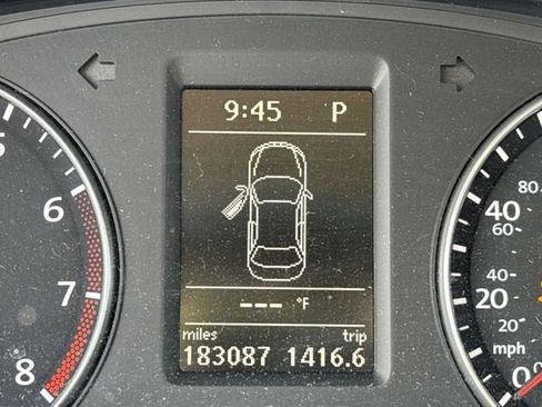 Used 2012 Volkswagen Passat 2.5 SEL FWD image 15