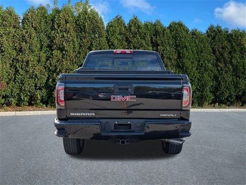 Used 2018 GMC Sierra 1500 Denali image 5