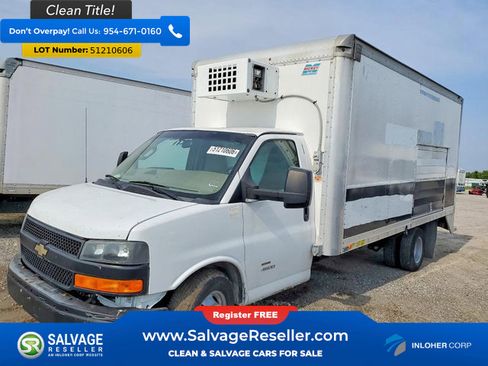 Used 2018 Chevrolet Express 4500 Extended w/ Power Convenience Package RWD image 1