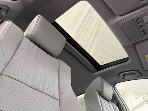 Used 2020 Honda Accord Touring image 16