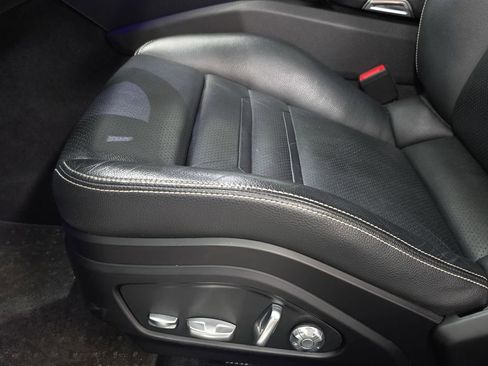 Certified 2020 Porsche Panamera RWD image 25