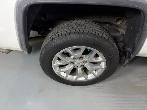 Used 2018 GMC Sierra 1500 SLT w/ SLT Premium Package image 10