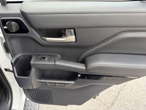 New 2026 Toyota 4Runner Limited AWD/4WD image 16