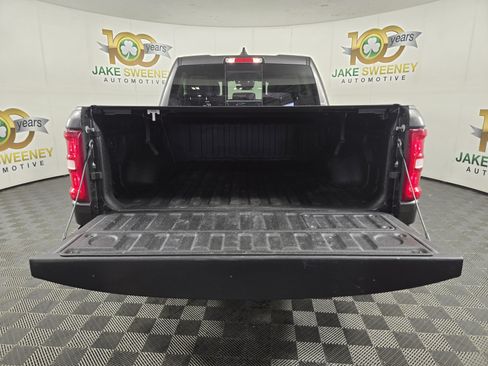 Used 2025 RAM 1500 Laramie AWD/4WD image 36