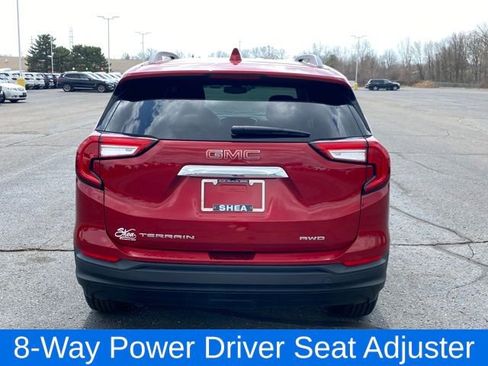 Certified 2023 GMC Terrain SLE w/ Driver Convenience Package image 5