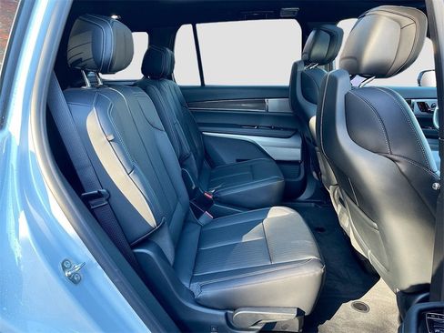 New 2026 Cadillac Vistiq Luxury image 28