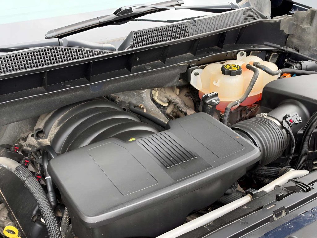 Used 2022 Chevrolet Silverado 1500 RST AWD/4WD image 28