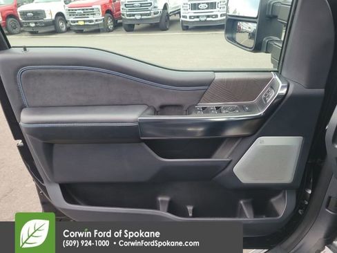 Used 2025 Ford F450 Platinum image 24