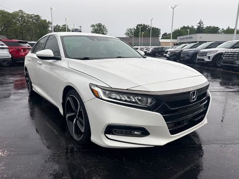 Used 2020 Honda Accord Sport image 4