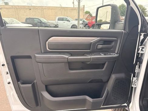 Used 2024 RAM 5500 Tradesman AWD/4WD image 12