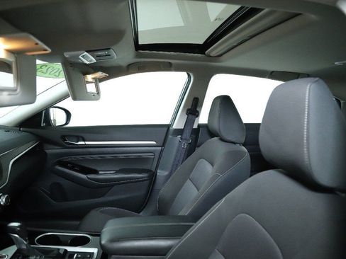 Certified 2023 Nissan Altima 2.5 SV w/ SV Premium Package image 22