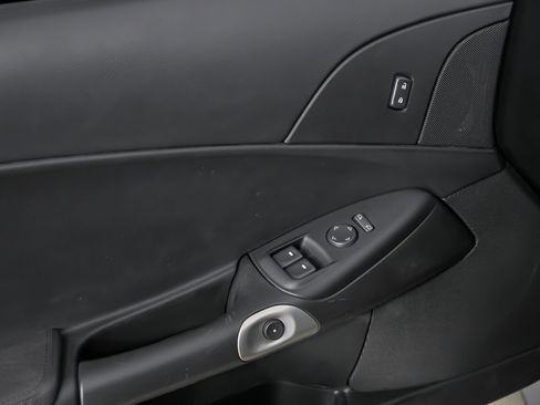 Used 2013 Chevrolet Corvette Z06 w/ Battery Protection Package image 20