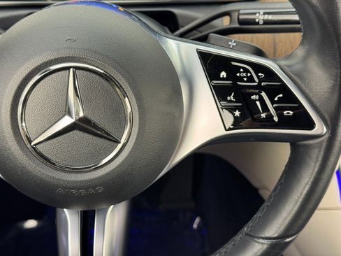 Used 2023 Mercedes-Benz C 300 Sedan w/ Exclusive Trim Package image 23