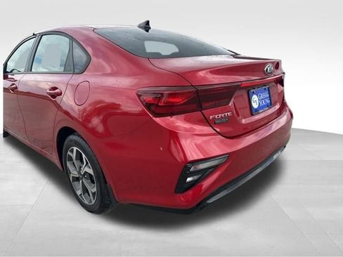 Used 2021 Kia Forte LXS FWD image 14