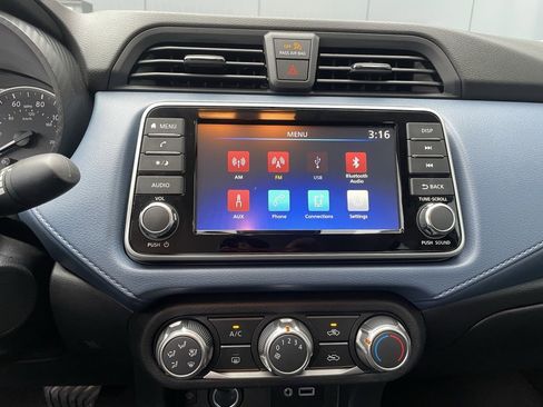 Certified 2025 Nissan Versa SV w/ Trunk Package image 15