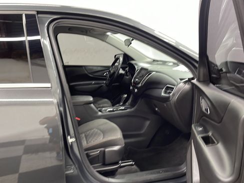 Used 2020 Chevrolet Equinox LT FWD image 21