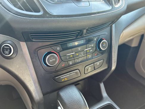 Used 2019 Ford Escape SE AWD/4WD image 28
