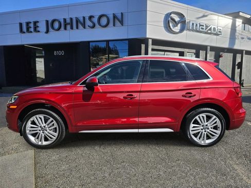 Used 2019 Audi Q5 2.0T Premium Plus w/ Premium Plus Package AWD/4WD image 2