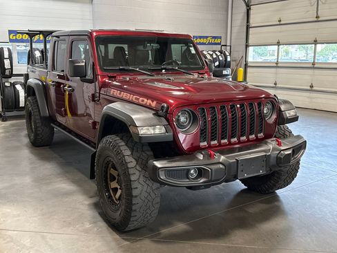 Used 2021 Jeep Gladiator Rubicon AWD/4WD image 3