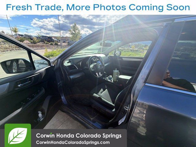 Used 2017 Subaru Outback 2.5i Premium AWD/4WD image 9