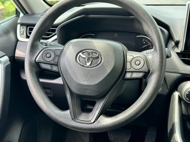 Certified 2025 Toyota RAV4 XLE AWD/4WD image 10