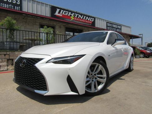 Used 2021 Lexus IS 300 w/ Comfort Package RWD image 1