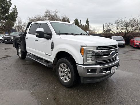 Used 2017 Ford F350 Lariat w/ Lariat Ultimate Package image 7