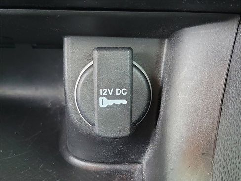 Used 2016 Dodge Charger SXT image 26