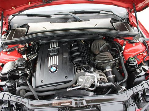 Used 2010 BMW 135i Coupe image 24