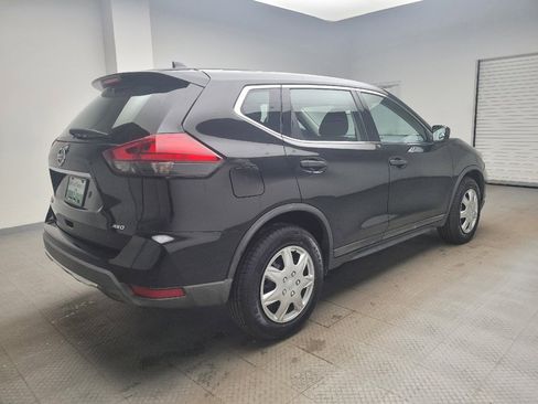 Used 2017 Nissan Rogue S image 10