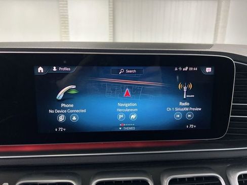 Used 2023 Mercedes-Benz GLS 450 4MATIC image 13