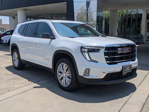 New 2026 GMC Acadia Elevation w/ Elevation Premium Package FWD image 9