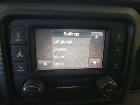 Used 2018 Jeep Wrangler Unlimited Sport S AWD/4WD image 22