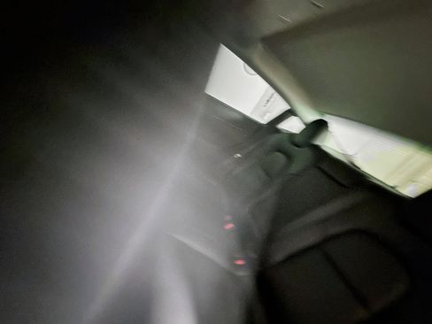 Used 2023 Tesla Model 3 Standard Range image 27