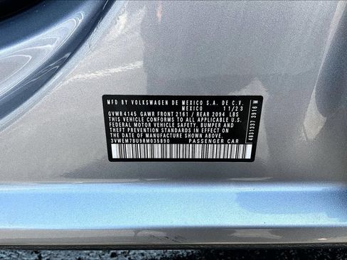 Used 2024 Volkswagen Jetta SE FWD image 19