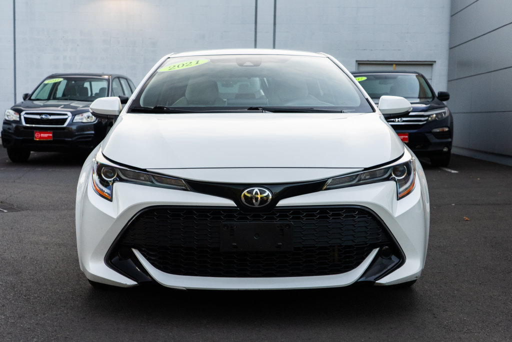 Used 2021 Toyota Corolla SE FWD image 2