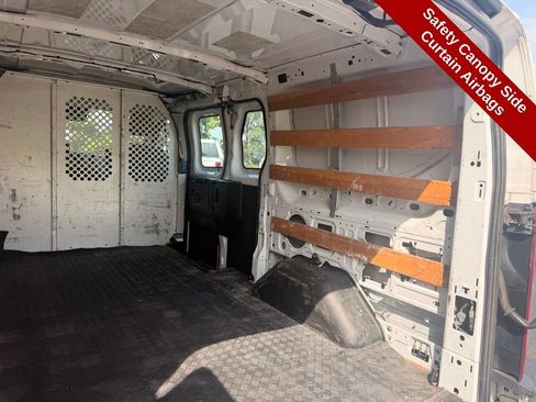 Used 2016 Ford Transit 250 130 Low Roof w/ Exterior Upgrade Package RWD image 36