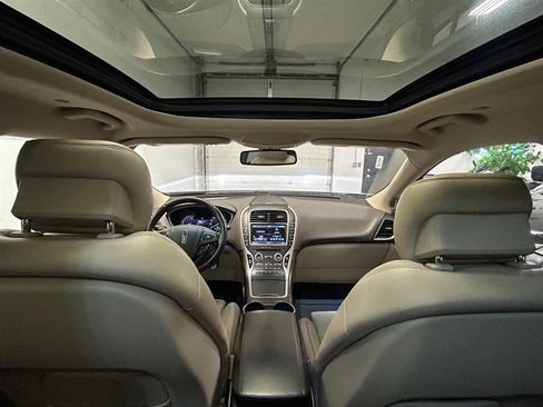 Used 2016 Lincoln MKX Reserve w/ Technology Package image 20